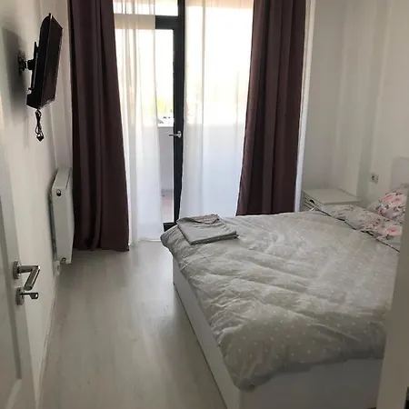 아파트 Pool Apartament